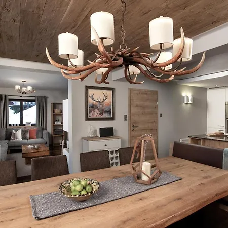 Zell By Alp Lux - In-out 木屋